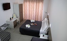 Tiburtina Royal Suites
